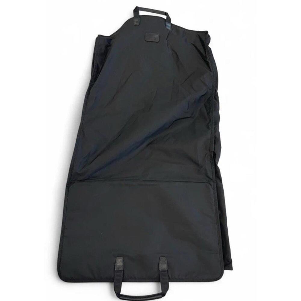 TUMI Bi-Fold Black‎  Garment Bag Leather Handles Weekend Travel H89